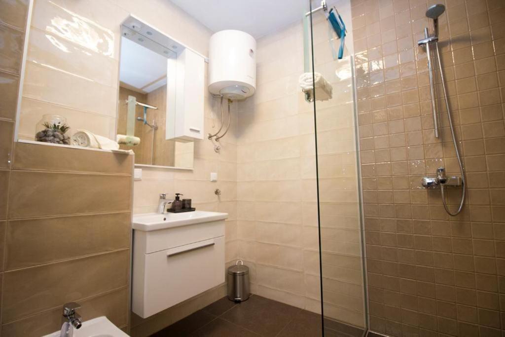 Apartment Divine Мостар Екстер'єр фото