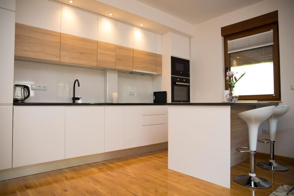Apartment Divine Мостар Екстер'єр фото